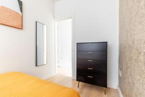 Blueground Midtown S gym roof nr Times Sq NYC-1776