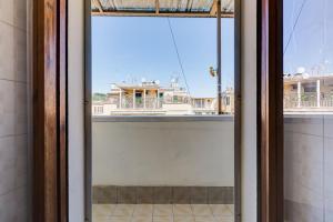 Karolinas Home, 2-BDR at Vatican