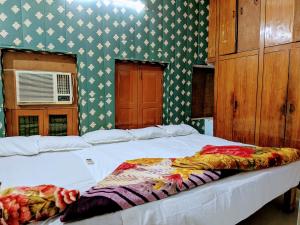 Maa Tara AC Home Stay