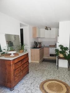 Appartement au calme avec jardin