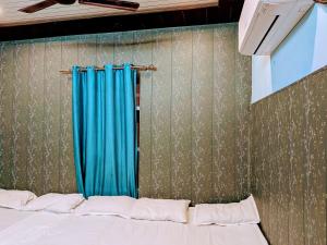 Maa Tara AC Home Stay