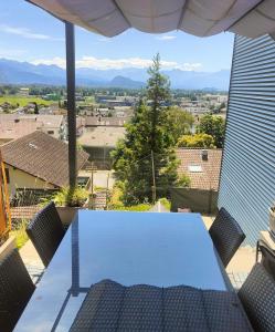 Zimmer mit eigenem Gartensitzplatz und Bad