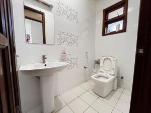 Jinco Beachfront Apartments