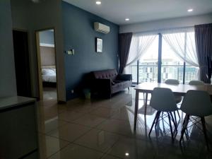 Atlantis One Bedroom City View 2 - 4pax
