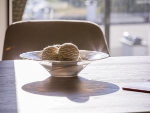 Dünenlounge - 5 Sterne Ferienwohnung mit West-Balkon und fantastischem Blick über den Deich