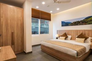Urban Oasis Near Max Hospital Saket