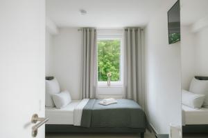 RG Living Self Check-In 24-7 Rooms Bad Salzuflen Near Messe Center Free Parking