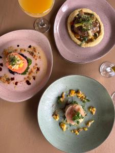 Pineapple Beach Villas