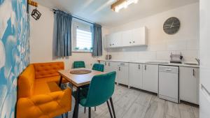 Leśna II, Sun & Snow