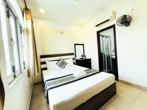 DINH DINH 2 AIRPORT HOTEL