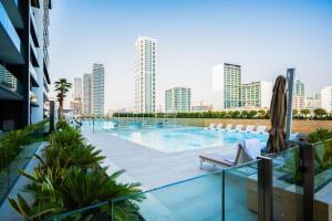 Luxury 1BR in Binghatti Onyx JVC with Pool, Gym & Balcony