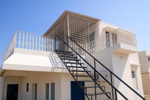 LakeView Penthouse Room Himayatnagar