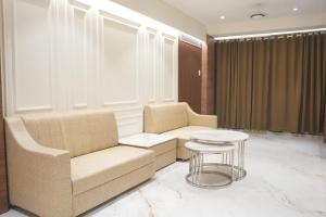 Hotel JK Celebration - 3hvězdičkové hotely ve městě Jabalpur