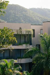 Bagaincha Resort & Spa
