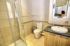 Chic Bachelor Pad in Dainfern, Sandton