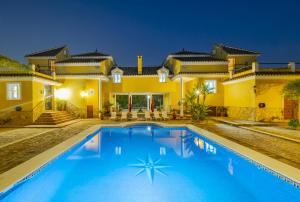 Cubos Villa Bresell Golf & Family Fun