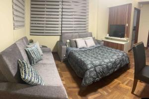 Modern, downtown and sunny!