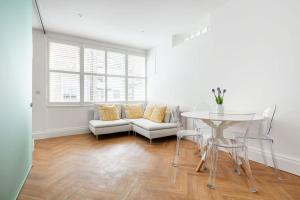 Charming Mews house in Kensington