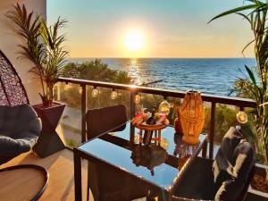 Sea View Moss VIP Apartment