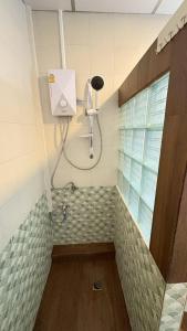 Rest time at Cha-am By Kru Na