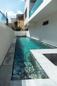 3-Bedroom Sea View Penthouse 4mins Walk to Beach - RC16