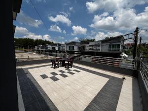 MP Homestay Four-Bedrooms House