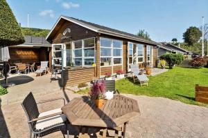 SJ271-Hejls-Ved-Kysten-2