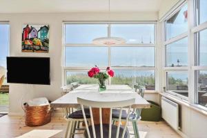 SJ271-Hejls-Ved-Kysten-2