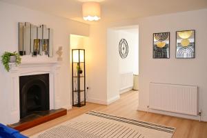 Cosy Mumbles Escape Fun & Relax