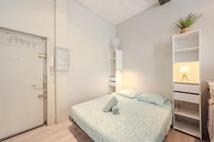 Le Chineur – Vieille Ville près du Port