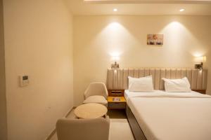 Villa Vistosa Omaxe Hazratganj