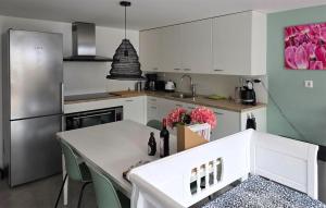 1 Bedroom Lovely Home In Heiloo