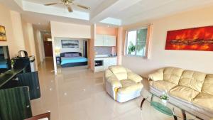 Phuket Arkadia Home
