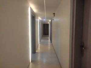 Collection O Mumbai Khar Road Railway Station