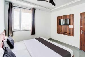 Collection O Prem Mandir Vrindavan