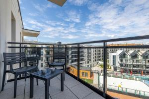 Stylish Apartment Bel Mare E529 in Miedzyzdroje with Balcony & Parking & Close to the Beach by Noclegi Renters