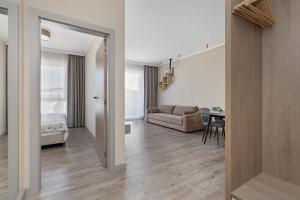 Stylish Apartment Bel Mare E529 in Miedzyzdroje with Balcony & Parking & Close to the Beach by Noclegi Renters