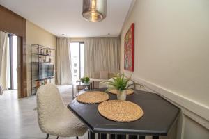 Beautiful Studio in Oasis - Gym access & Balcony & Free Parking & Wifi Fiber