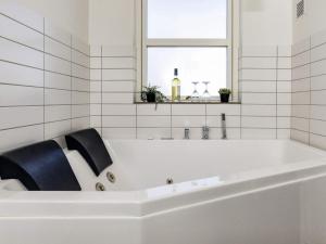 10 person holiday home in Løkken