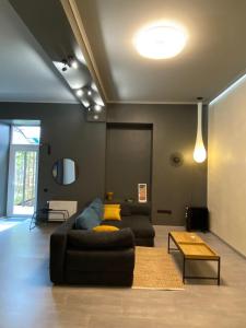 Cozy Apartment by the Sea with a Private Courtyard