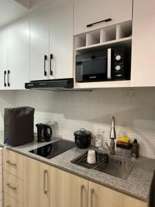 Flat 316 Modern Minimalist Studio Near Makati BGC