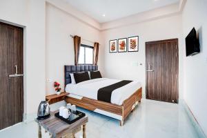 Hotel O Prayag Central Railway Junction