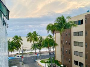 Joao Pessoa Cabo Branco - Flat Vista Mar- 418- Green Sunset com piscina frente mar