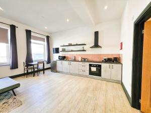 5 Kings Buildings Apartment - Studio - Swansea