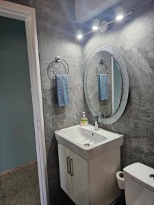 Kapparis - Blue and aqua