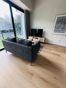 Valleys Embrace Apartment 7