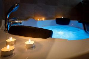 Ferienhaus am Feldberg Sauna - Whirlpool - Kamin - Zaun - 20 Personen
