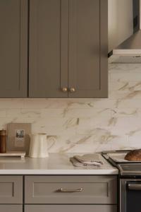 *New* East Nashville Luxe Townhouse, Sleeps 6