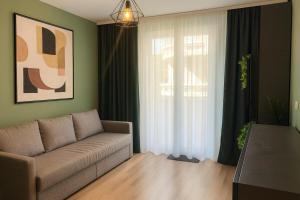 Tropical Urban Getaway 2 room Apartment