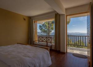 Kasar Rainbow Yoga Retreat